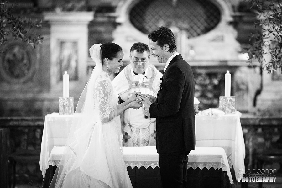 65-Wedding reportage in Chiesa Santa Maria Maddalena dei pazzi